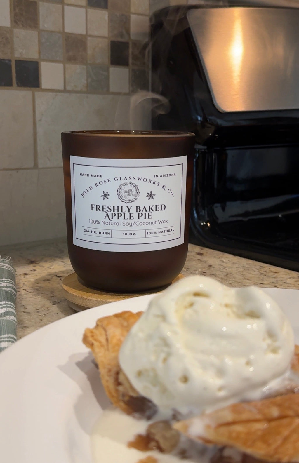 Freshly Baked Apple Pie - 100% Natural Soy/Coconut Blend Candle
